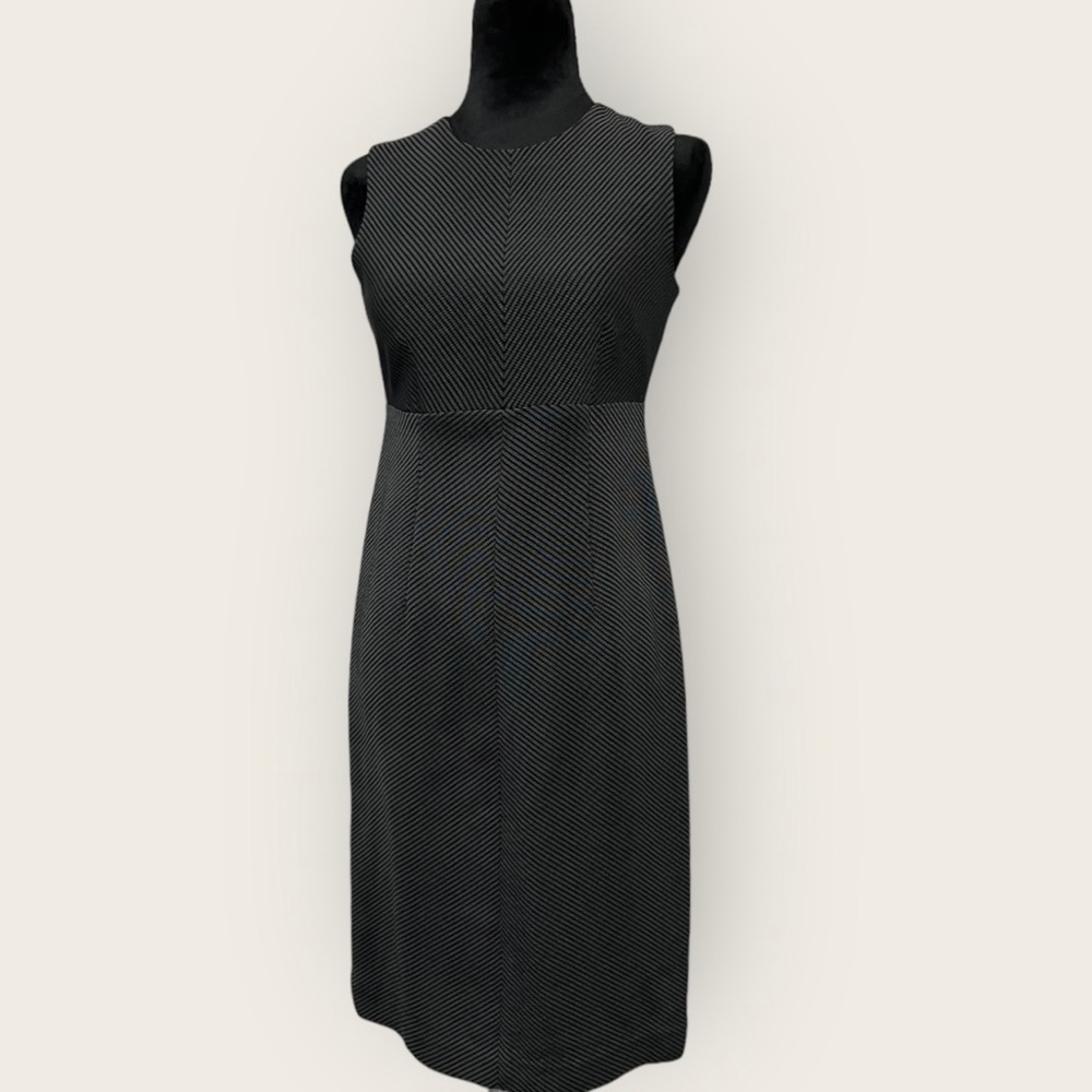 Ann Taylor Loft Black A Line Fluted Flounced Dress Size 0 Career Cocktail